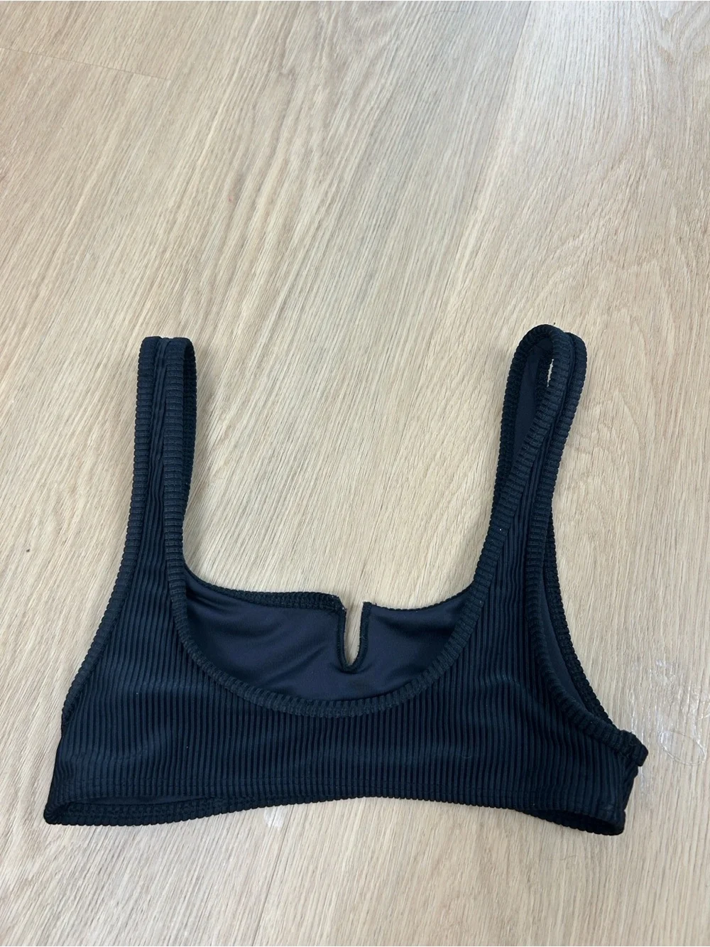 Frankies Bikinis excellent box26
